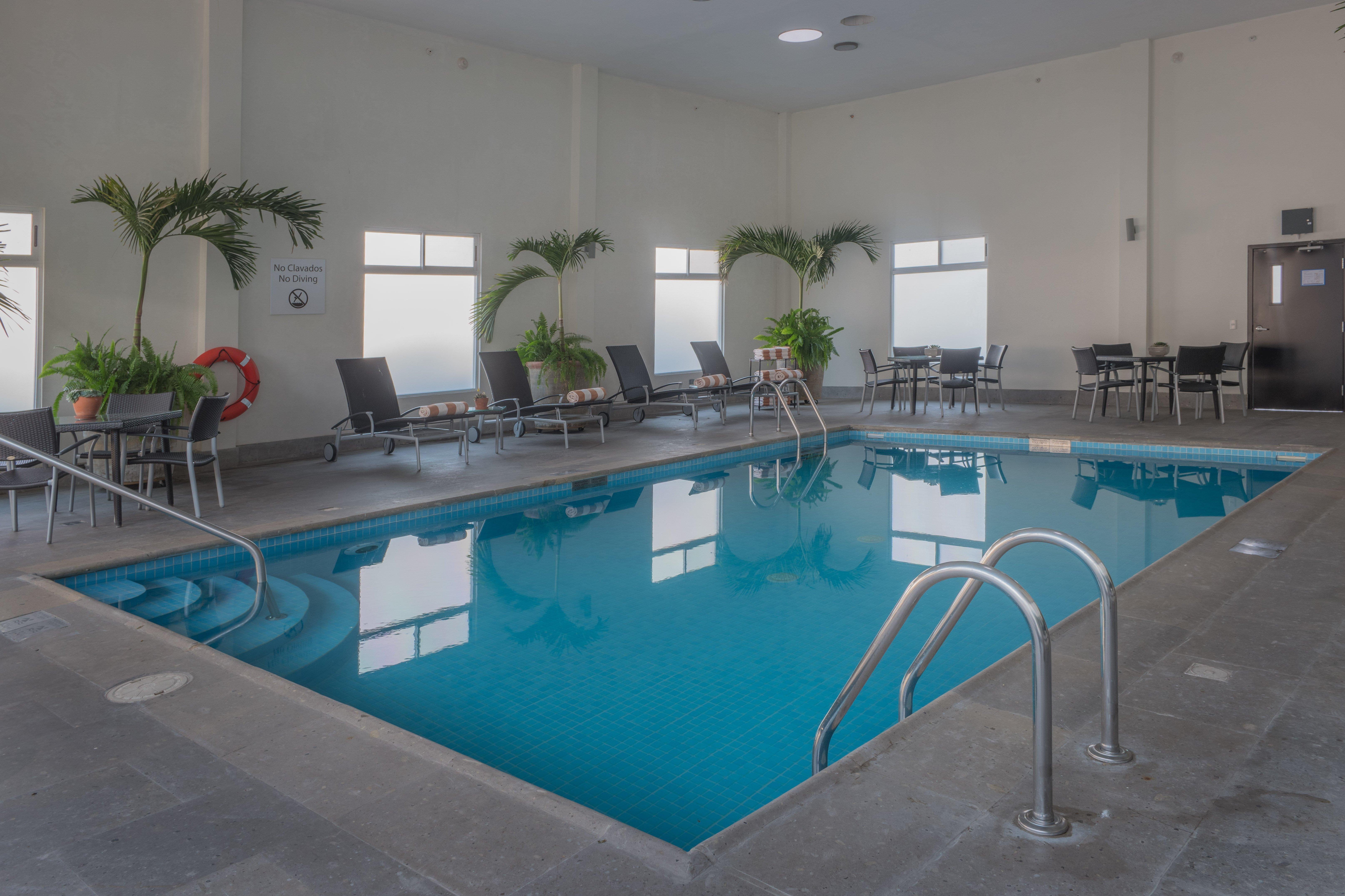 Holiday Inn Express & Suites Silao Aeropuerto Terminal By Ihg Ngoại thất bức ảnh