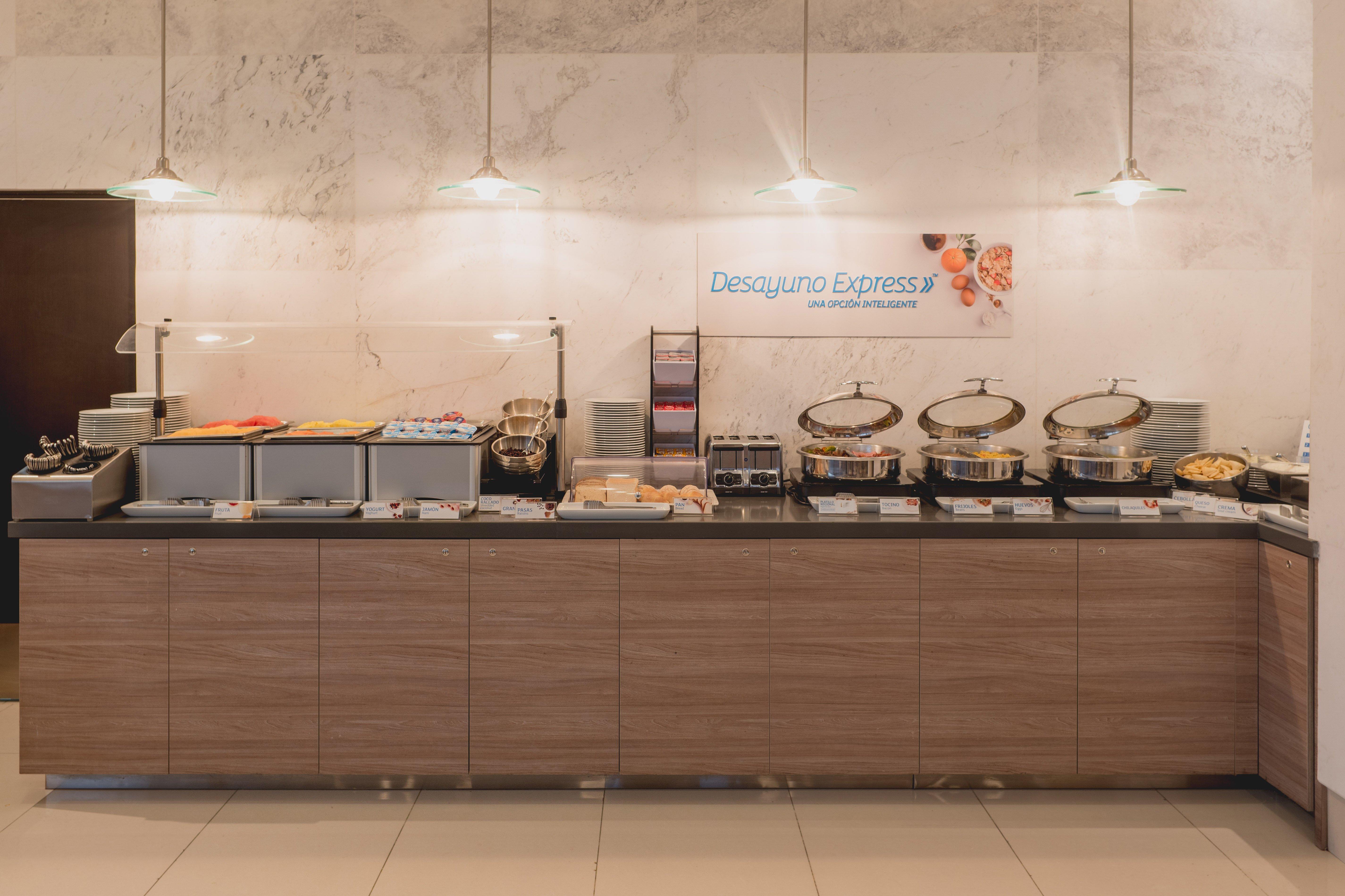 Holiday Inn Express & Suites Silao Aeropuerto Terminal By Ihg Ngoại thất bức ảnh