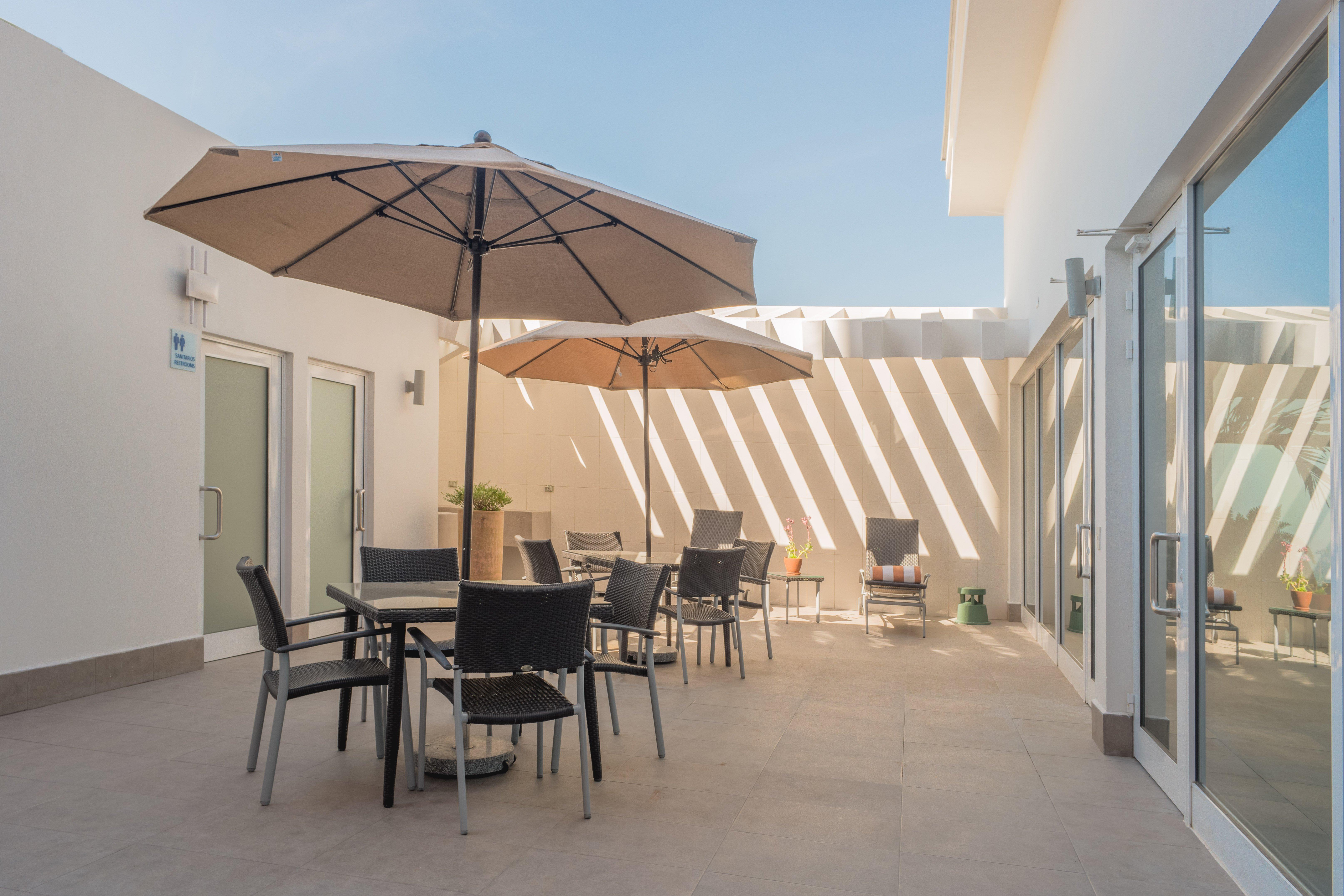 Holiday Inn Express & Suites Silao Aeropuerto Terminal By Ihg Ngoại thất bức ảnh