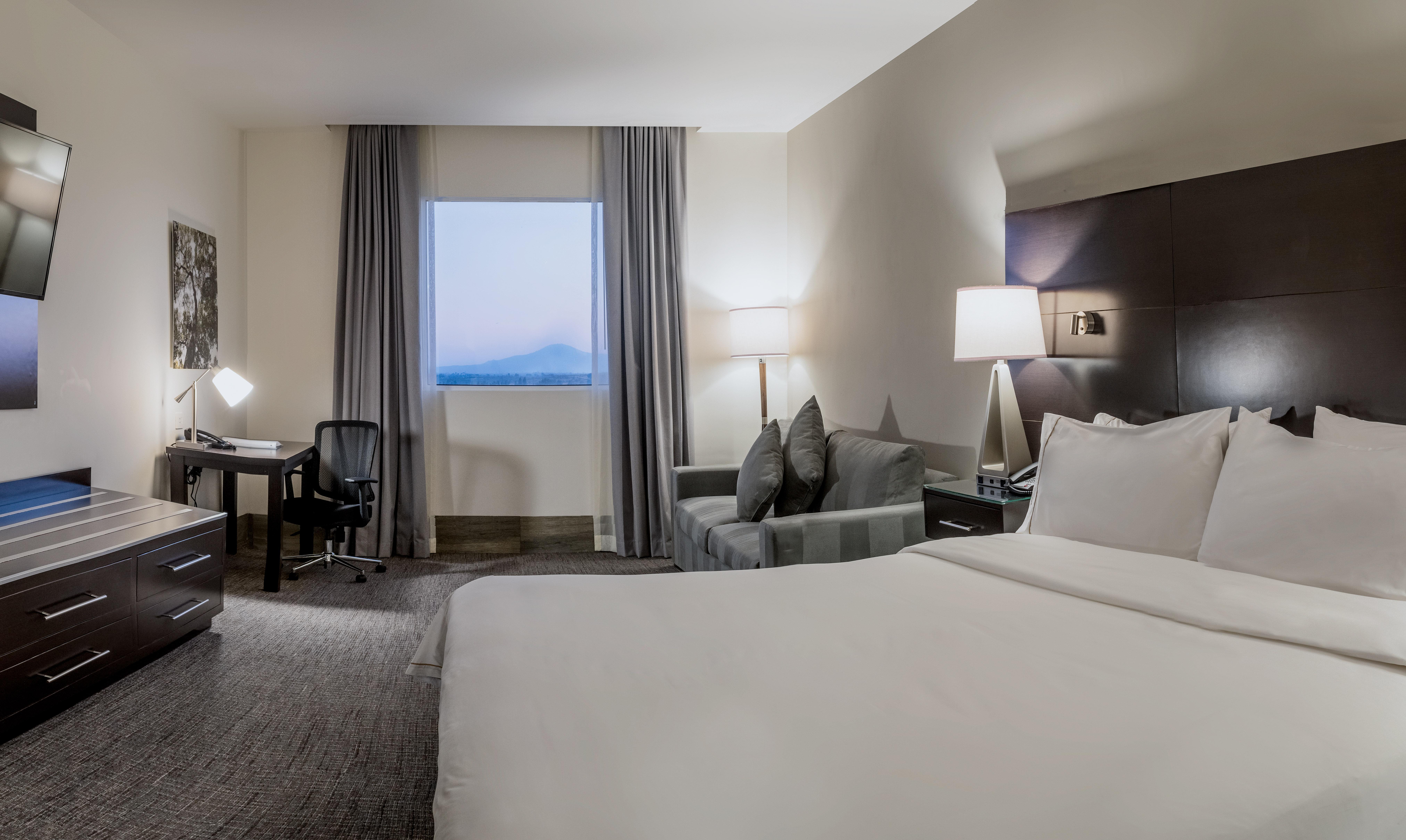 Holiday Inn Express & Suites Silao Aeropuerto Terminal By Ihg Ngoại thất bức ảnh
